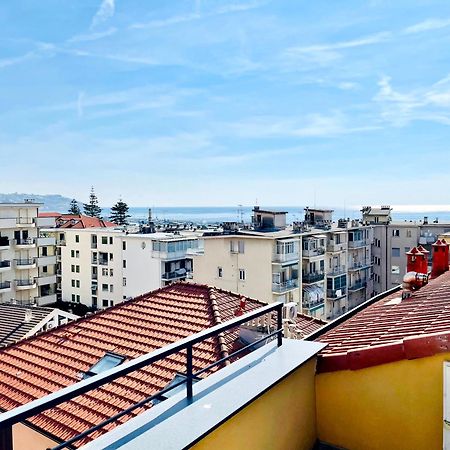 Centro Immobiliare Flagships Apartments Sanremo Exterior foto
